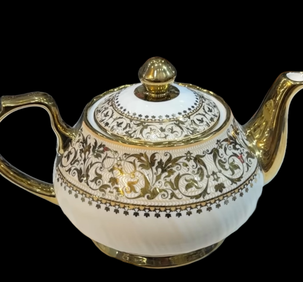 Premium Jaipur Ceramic tea set with gold work - Image 2