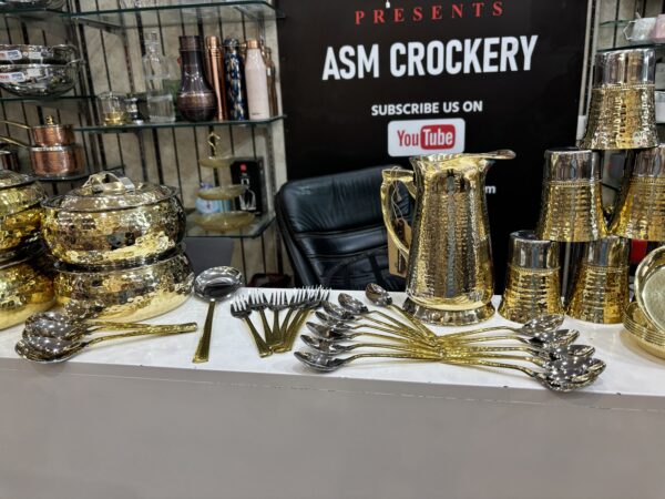 Lily Brass Hammered Dinner set 63 pieces - Image 3