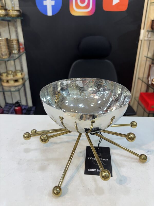 Spider steel serving bowl with stand