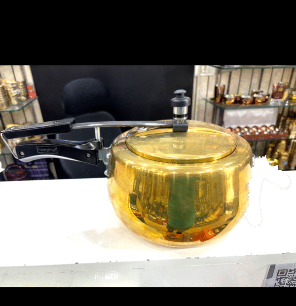 Nagina Brass Pressure cooker with Inner Kalai Size 5 litres - Image 2