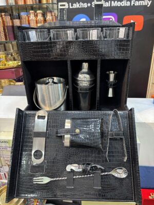 Jumbo Bar set will full accessories and ice bucket