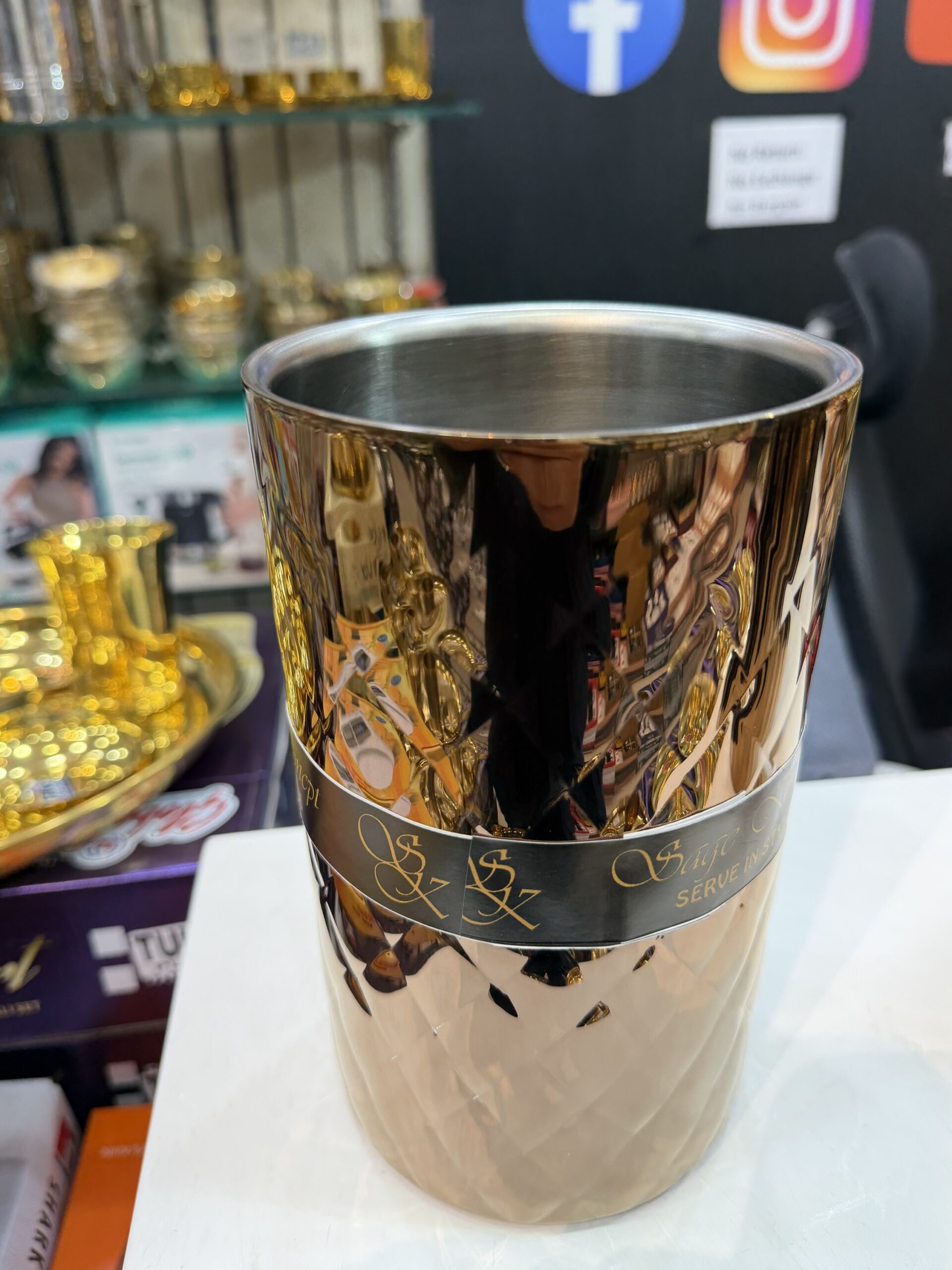 Premium PVD Coated Wine chiller, Stainless Steel material - Image 2